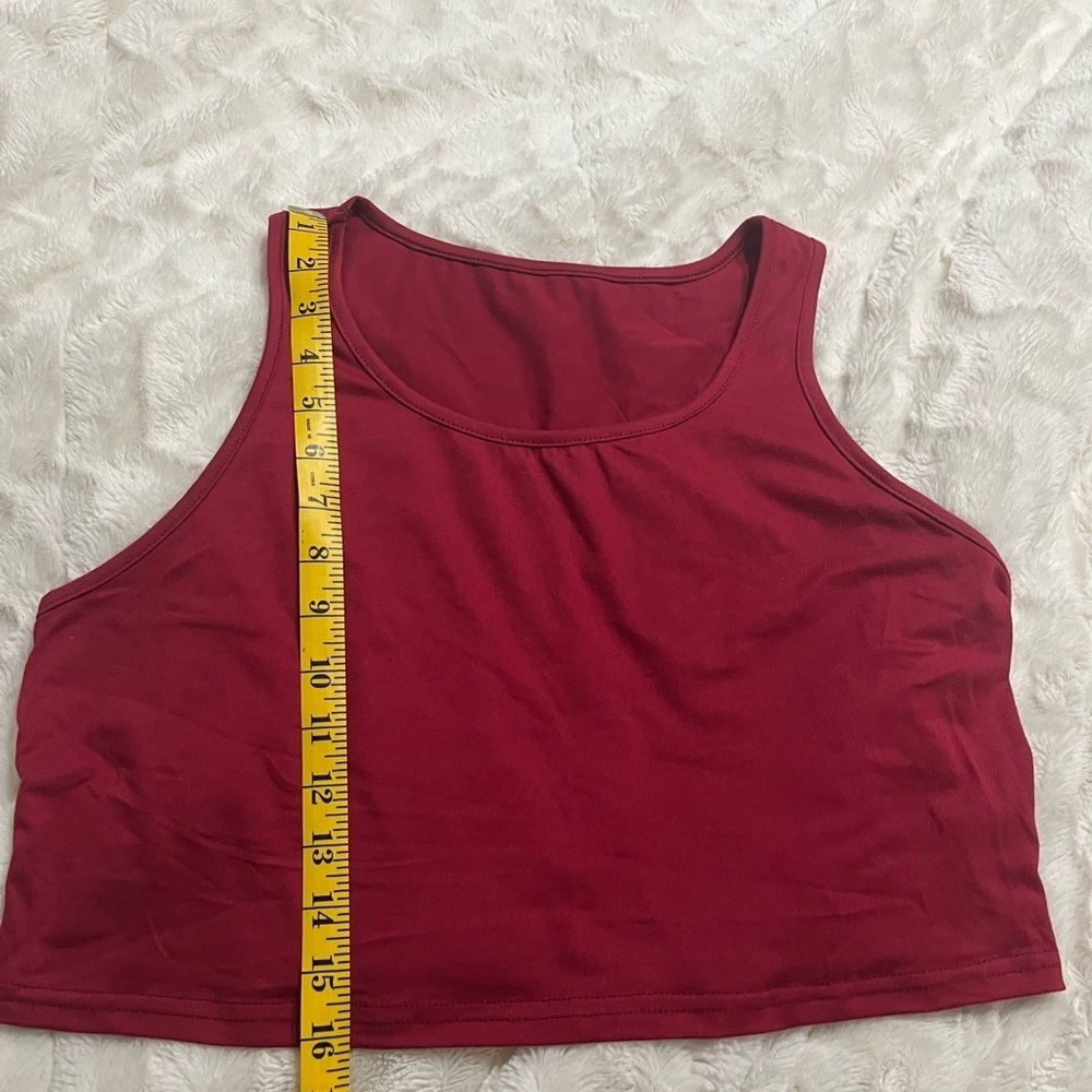 Red Sleeveless Crop Tank Top - Picture 5 of 5